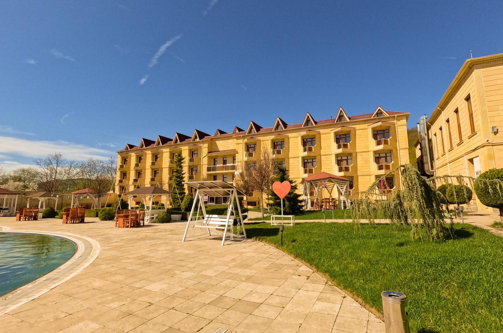 Gabala Yeddi Gozel Hotel Ngoại thất bức ảnh